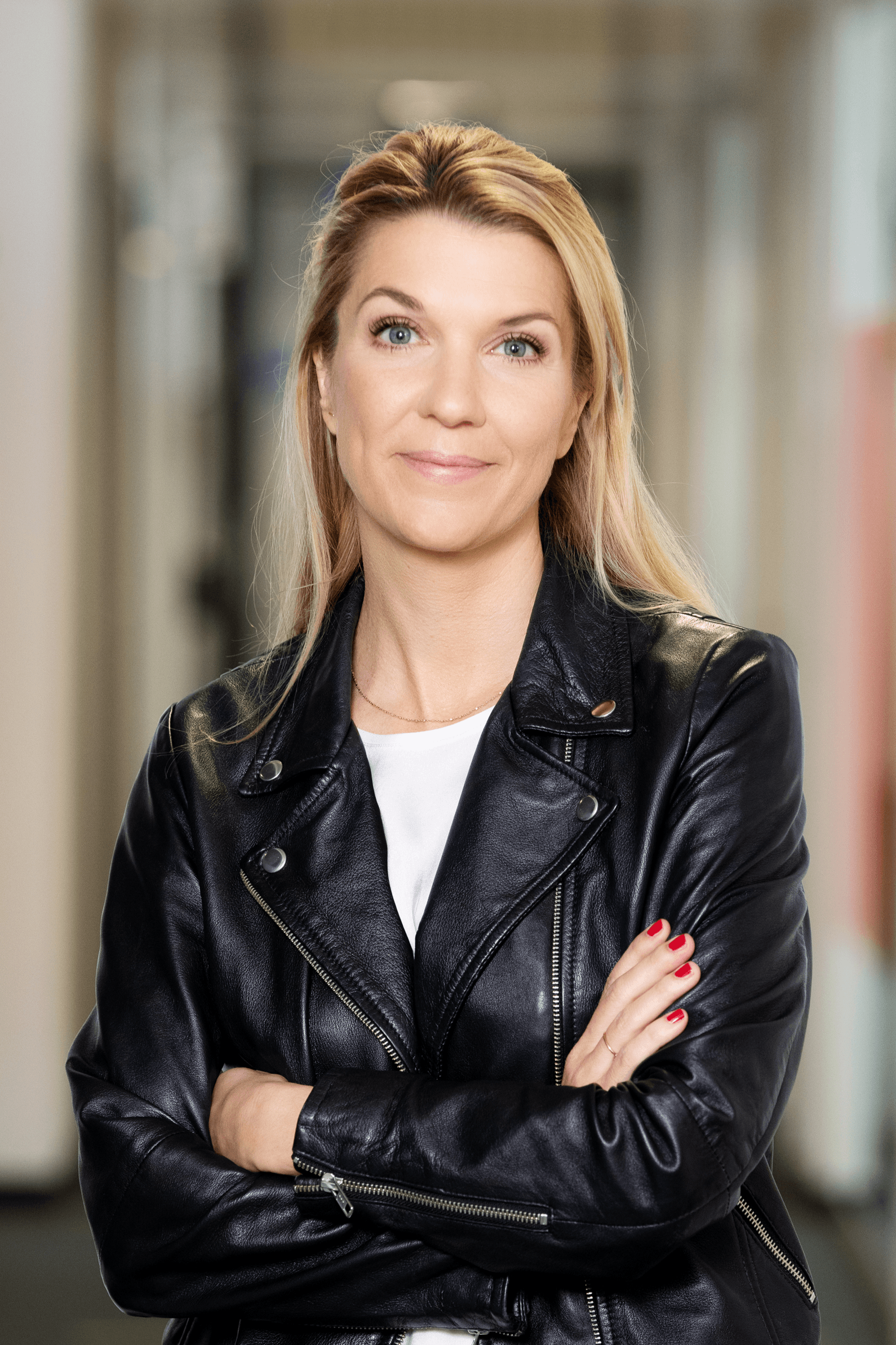 Julia Loibner Julia Loibner